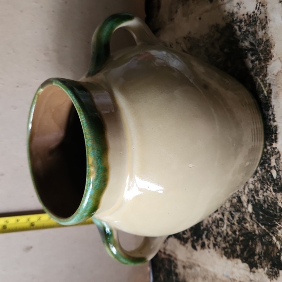 Provencial Apple Vase 6 1/2" Tall - Picture 2 of 3